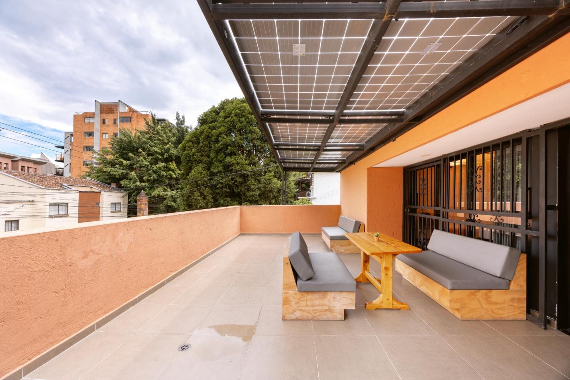 Villa 5br Poblado Close To Lleras Jacuzzi Cinema Ac Medellin