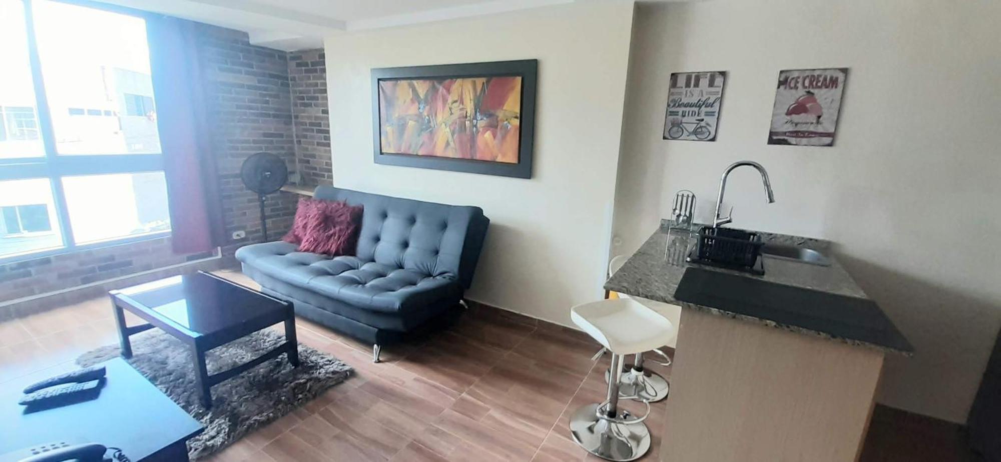New Comfortable Laureles Great Location!