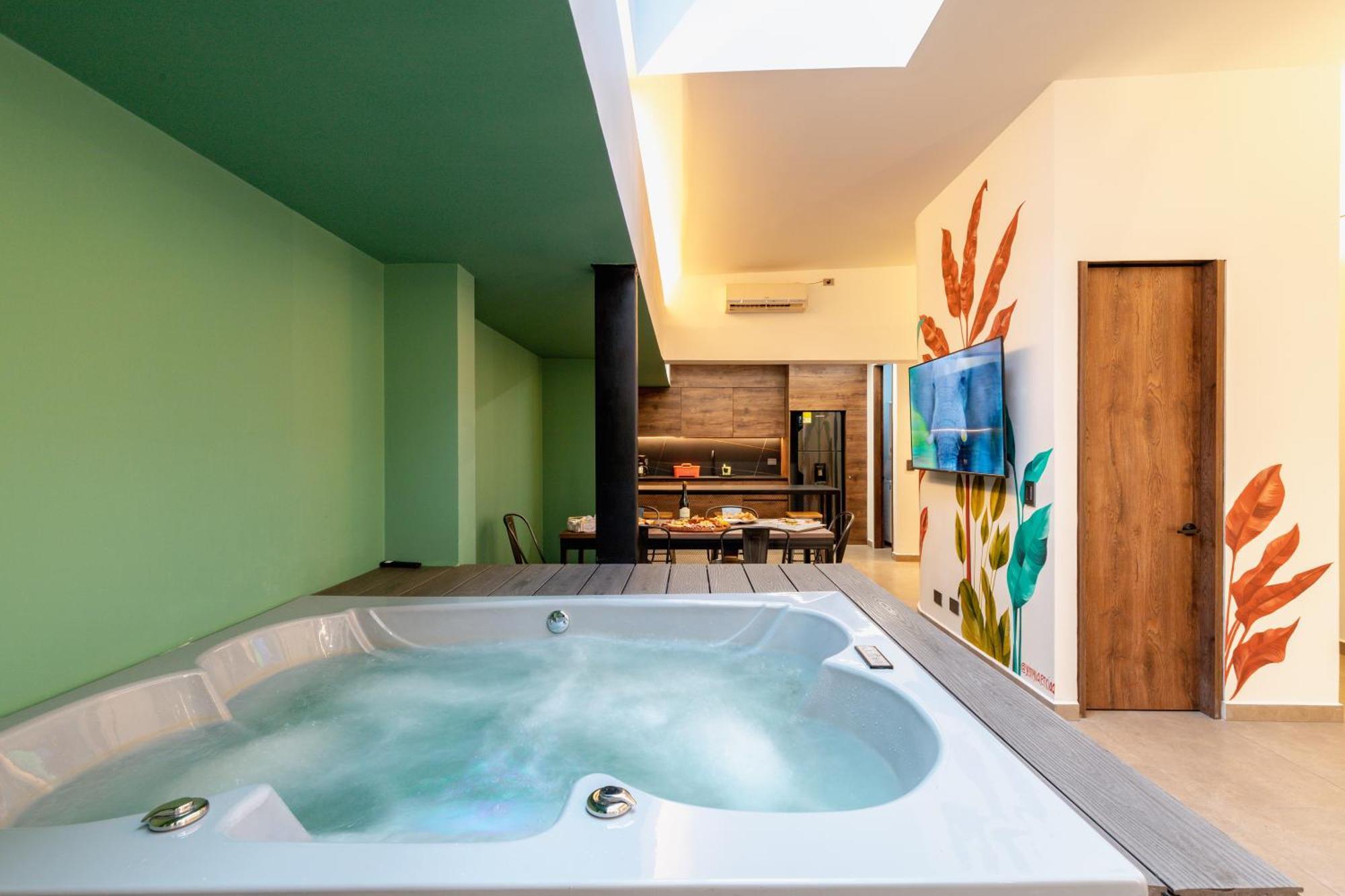 Ll 203 4br 4bath Close To Lleras Park - Poblado -