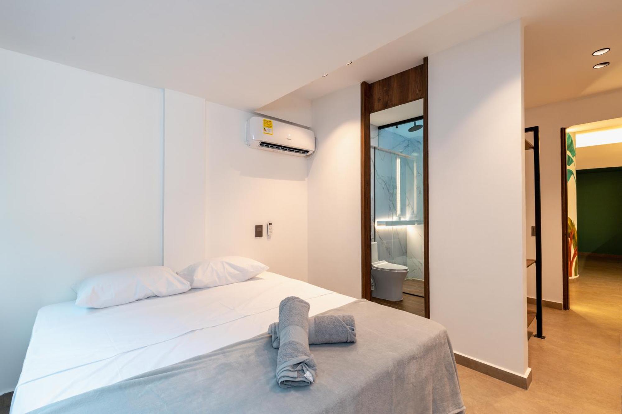 Apartamento Ll 203 4br 4bath Close To Lleras Park - Poblado - *