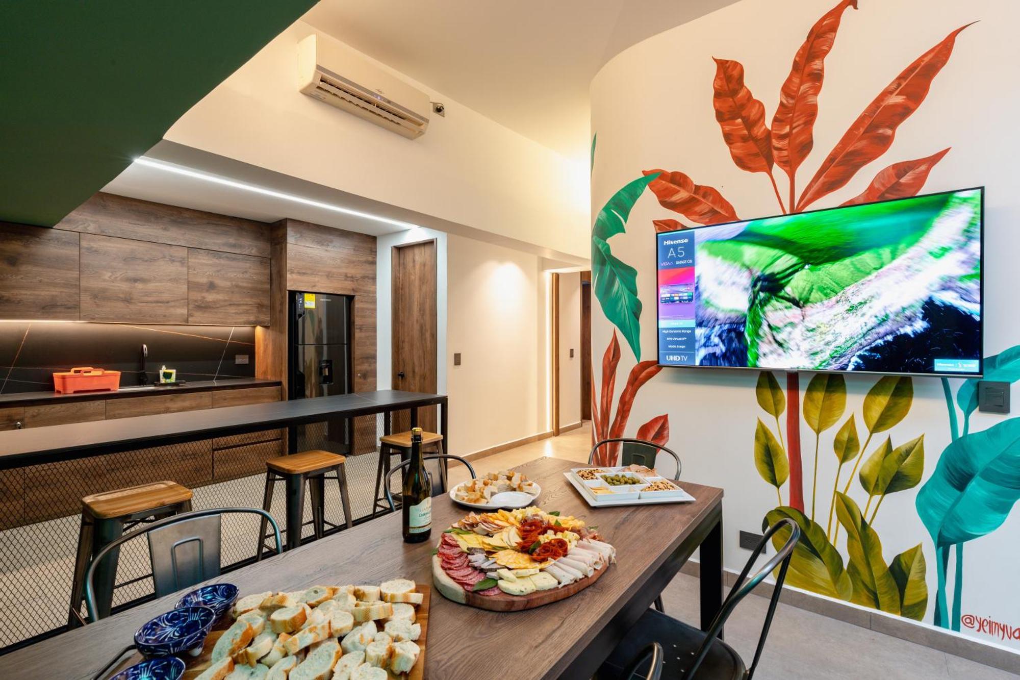 Apartamento Ll 203 4br 4bath Close To Lleras Park - Poblado - Medellín
