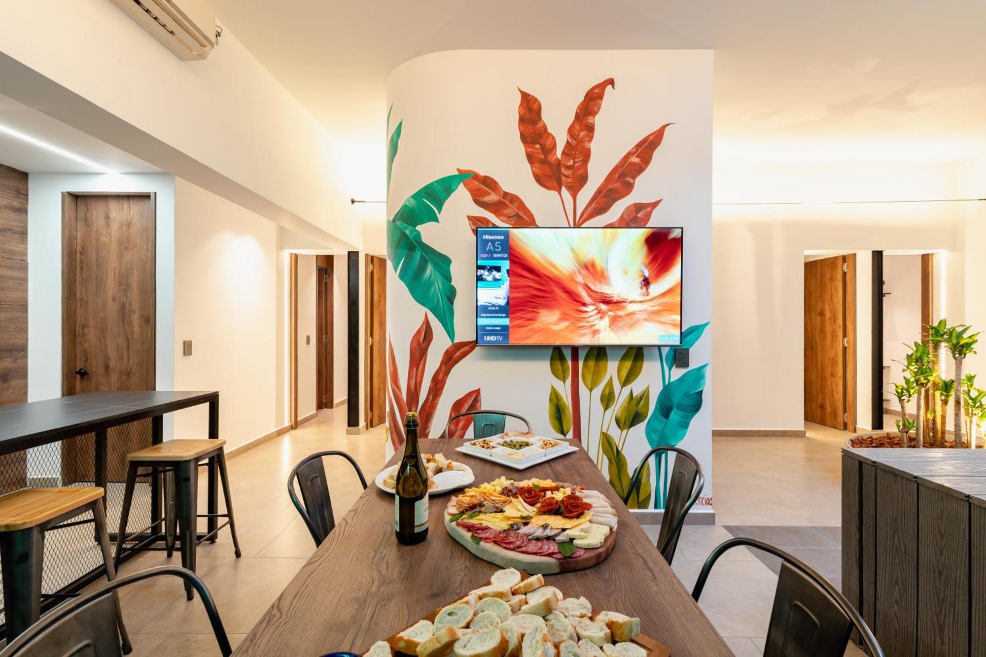 Ll 203 4br 4bath Close To Lleras Park - Poblado -