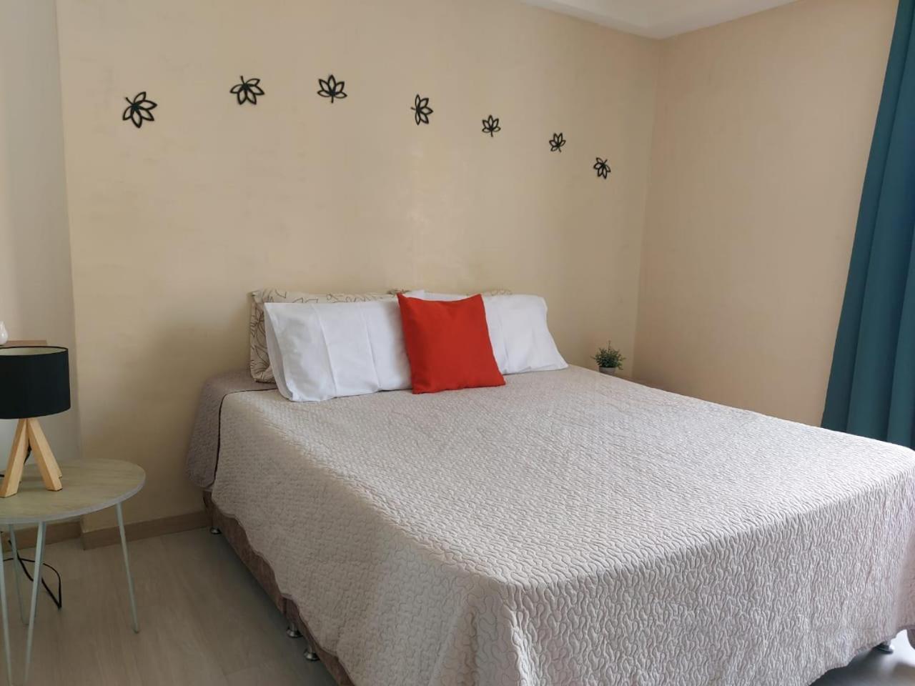Lovely One Bedroom In Beautiful Laureles Apartamento