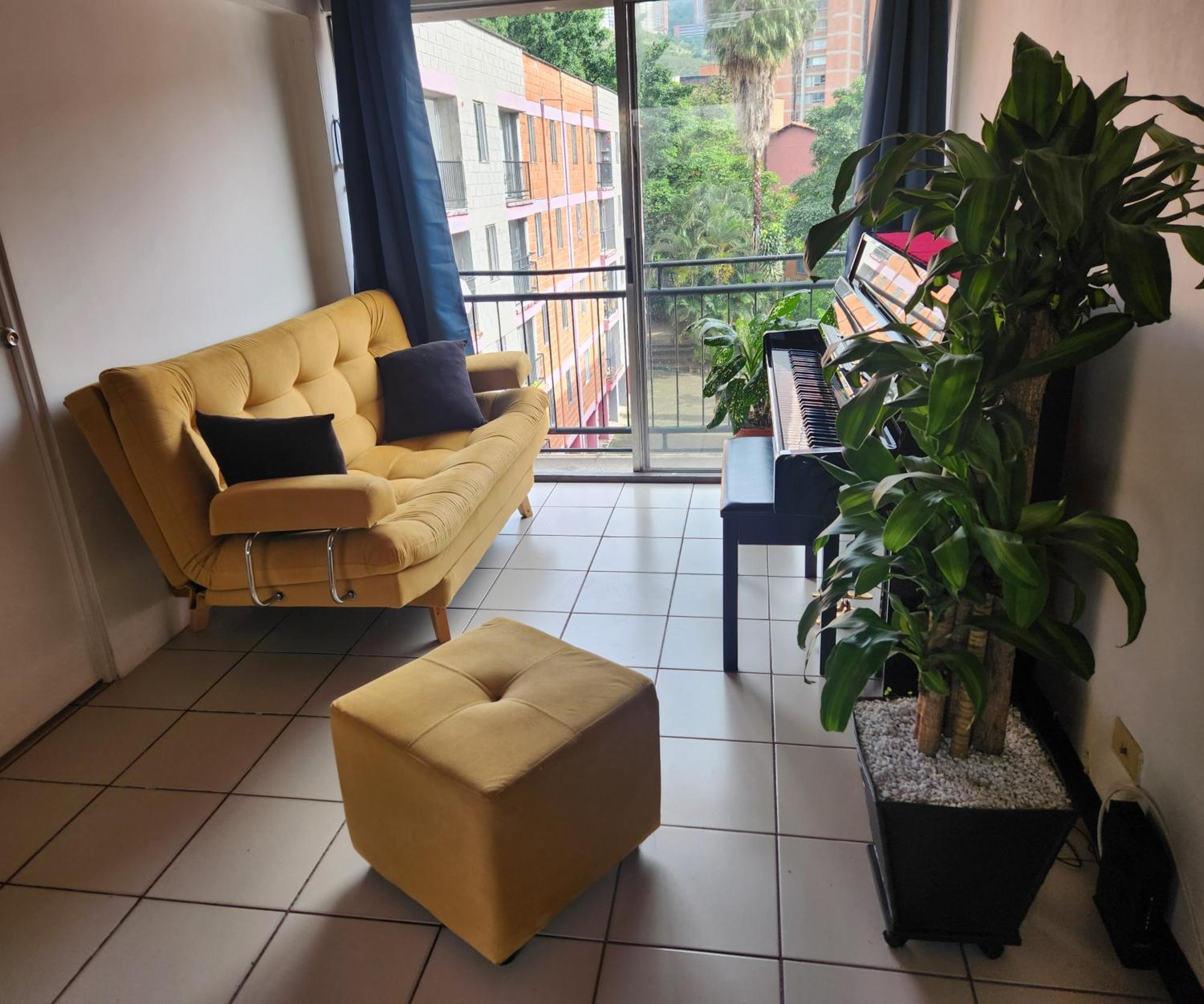 Habitación en casa particular Comoda Cerca Al Metro *