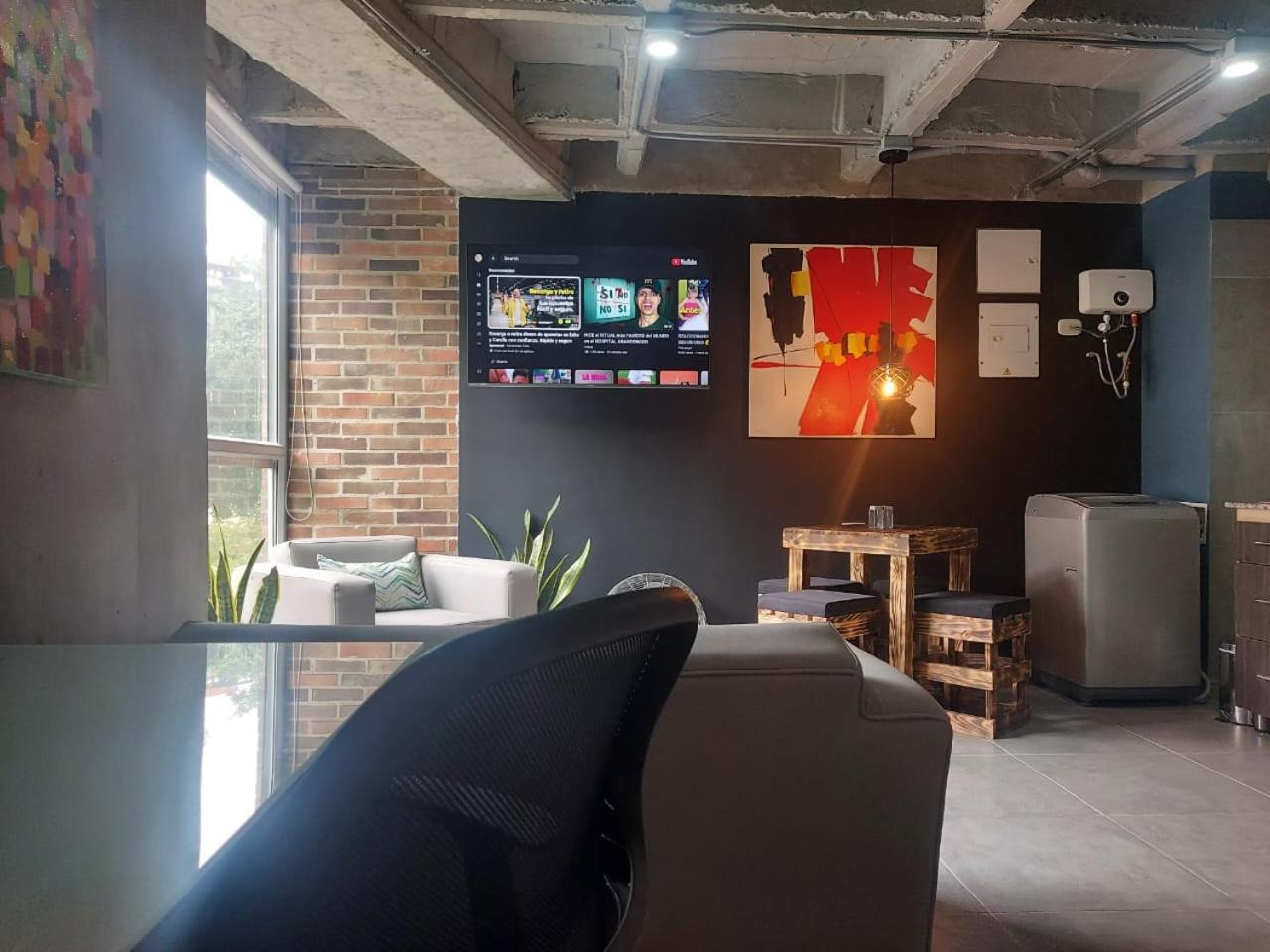Stylish Laureles Loft In *