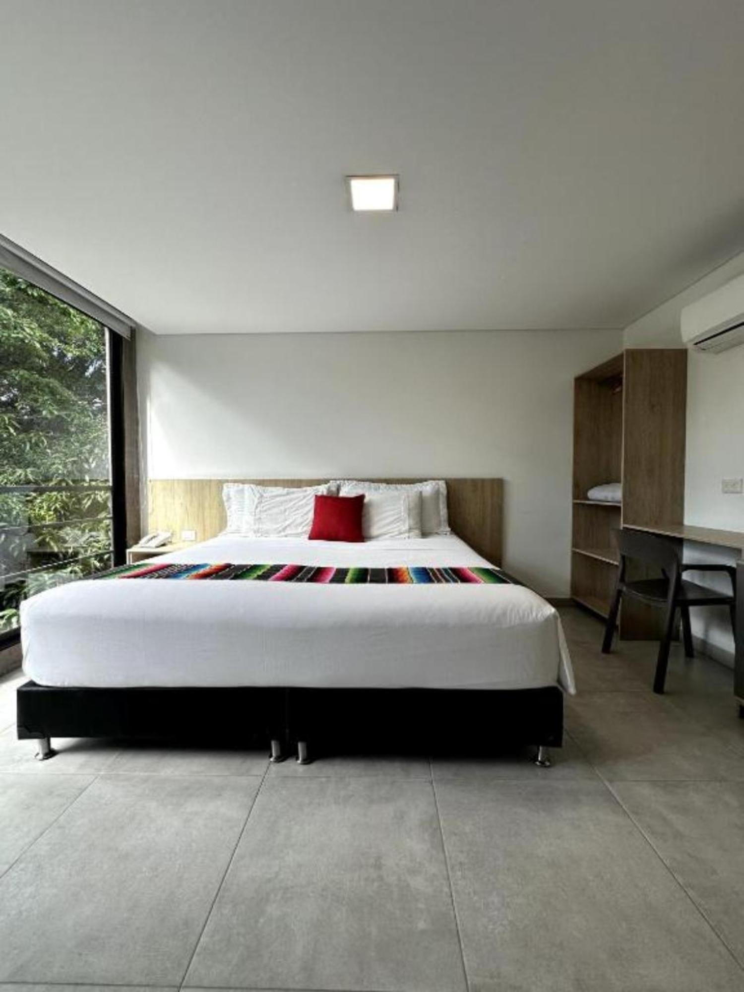 Zona 3* Medellin