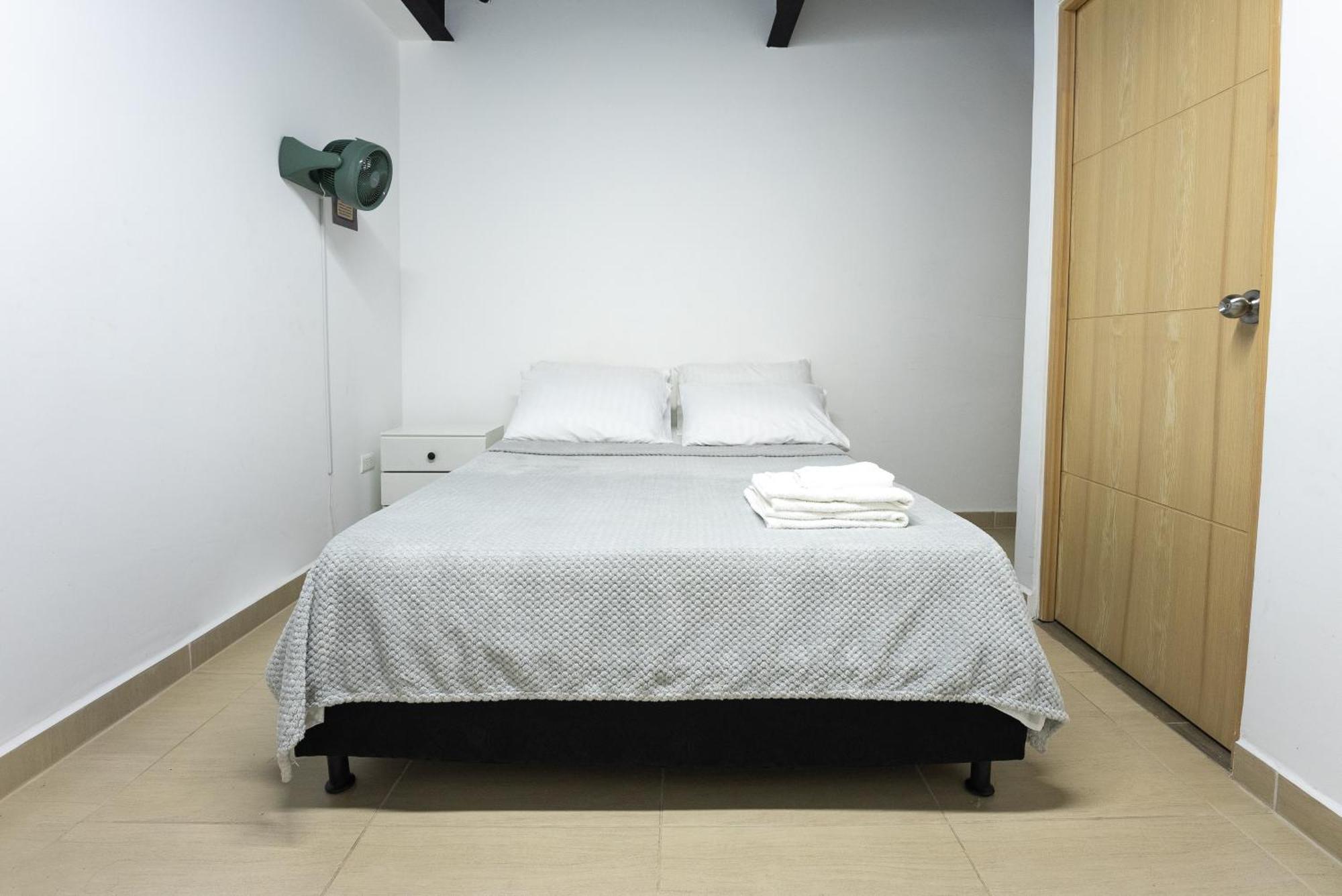 Ilar Laureles Coliving & Hotel