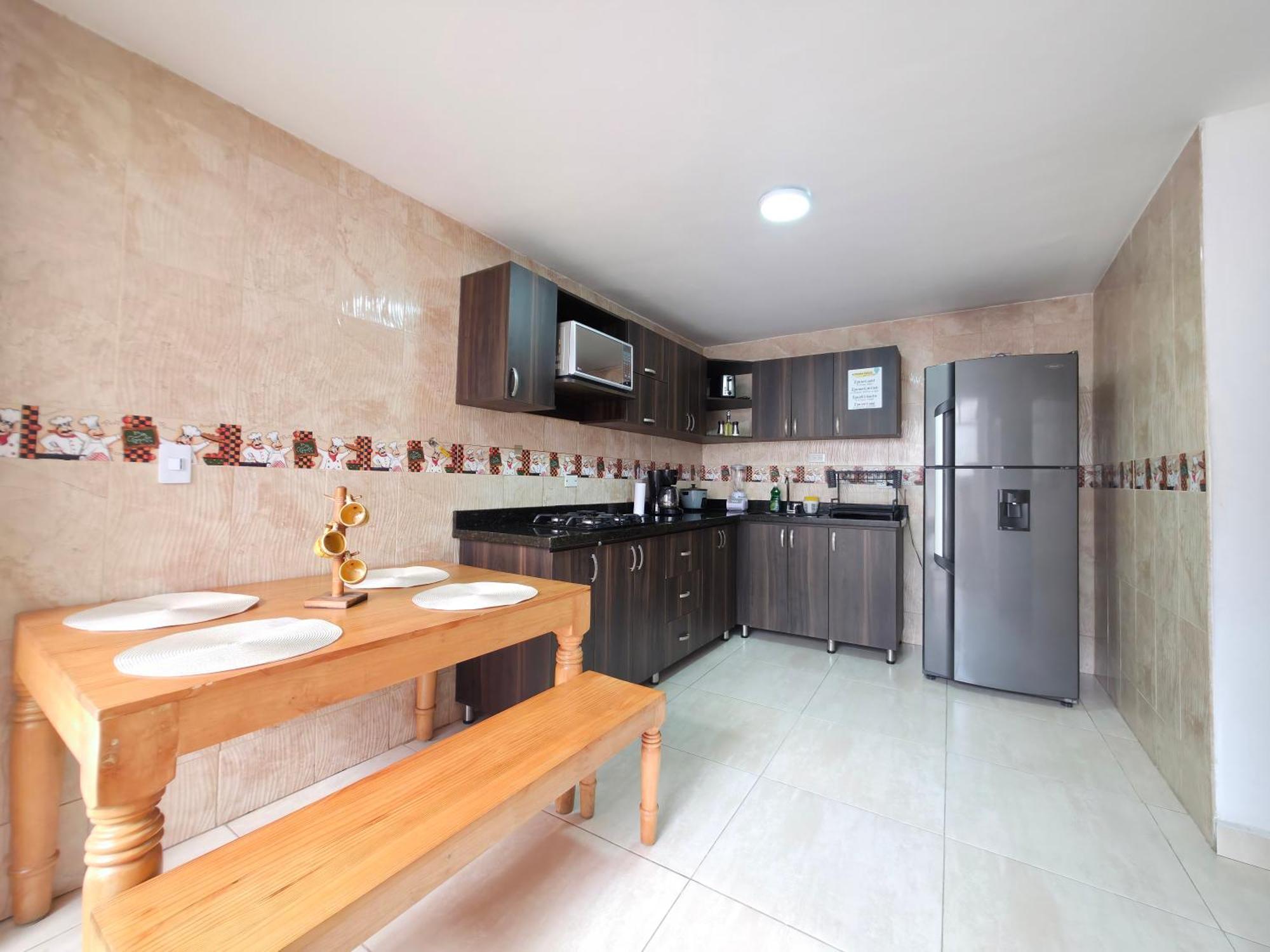 Apartamento Casa Amplia Y Comoda Cerca Del Estadio Y La 70 *