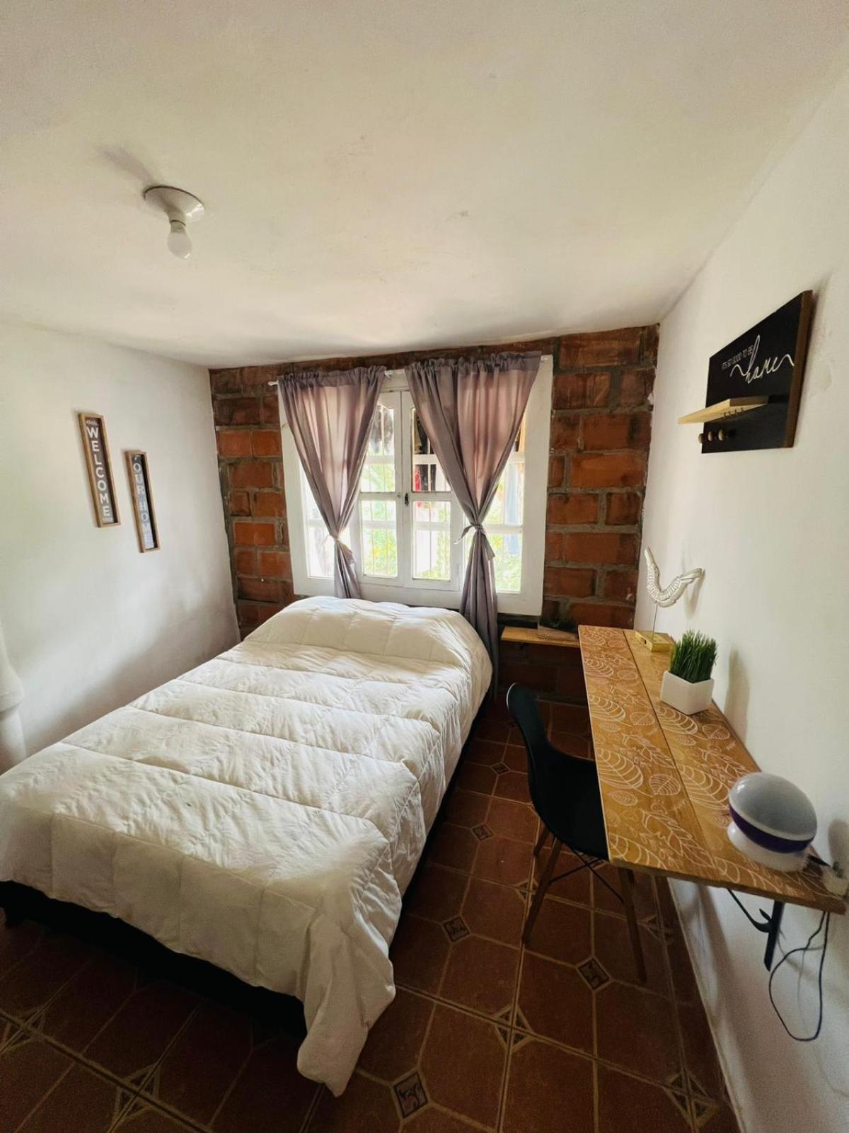 Selene Coworking Cafe Bed and breakfast