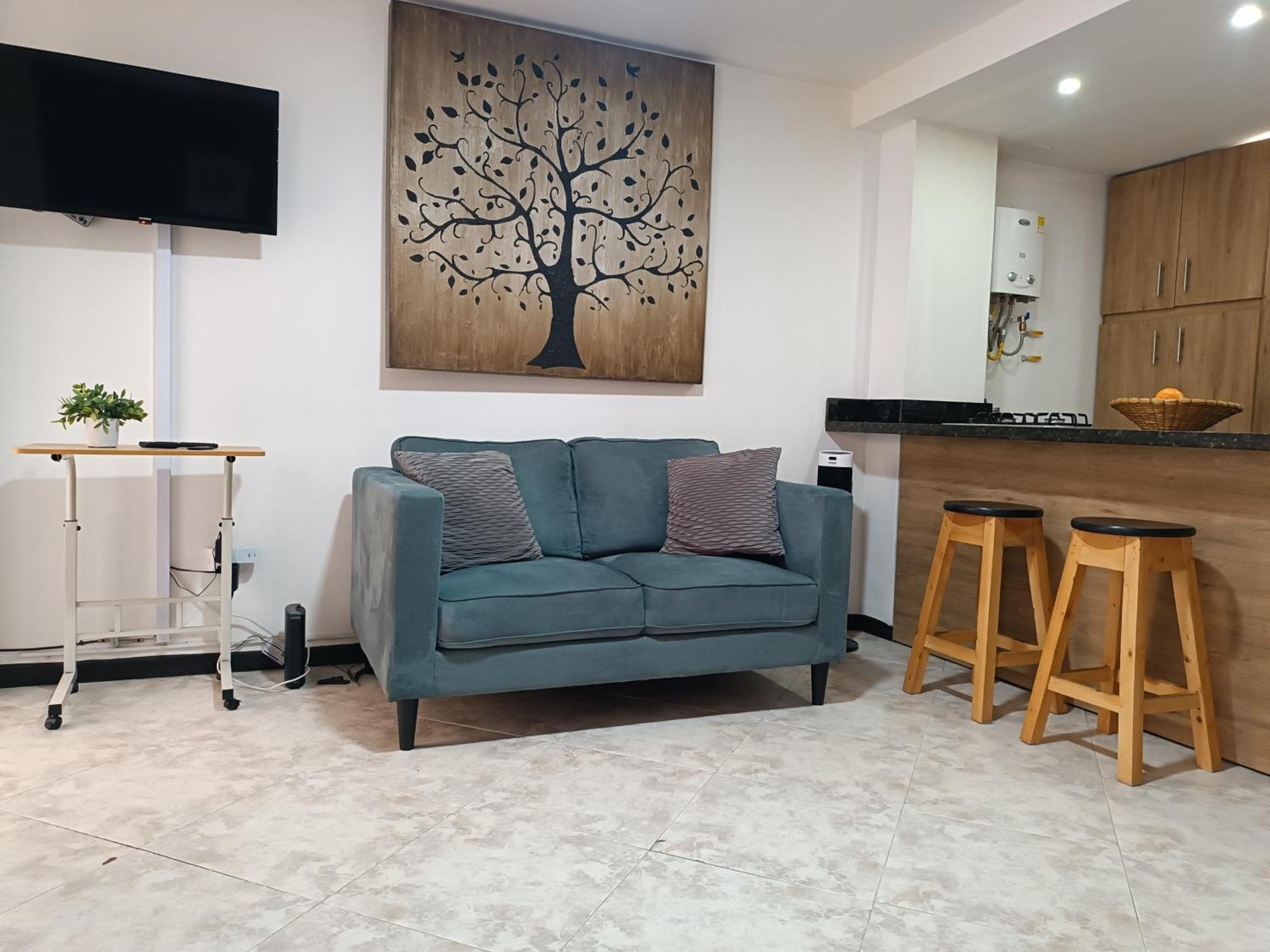 Acogedor Ubicado En Laureles Medellín