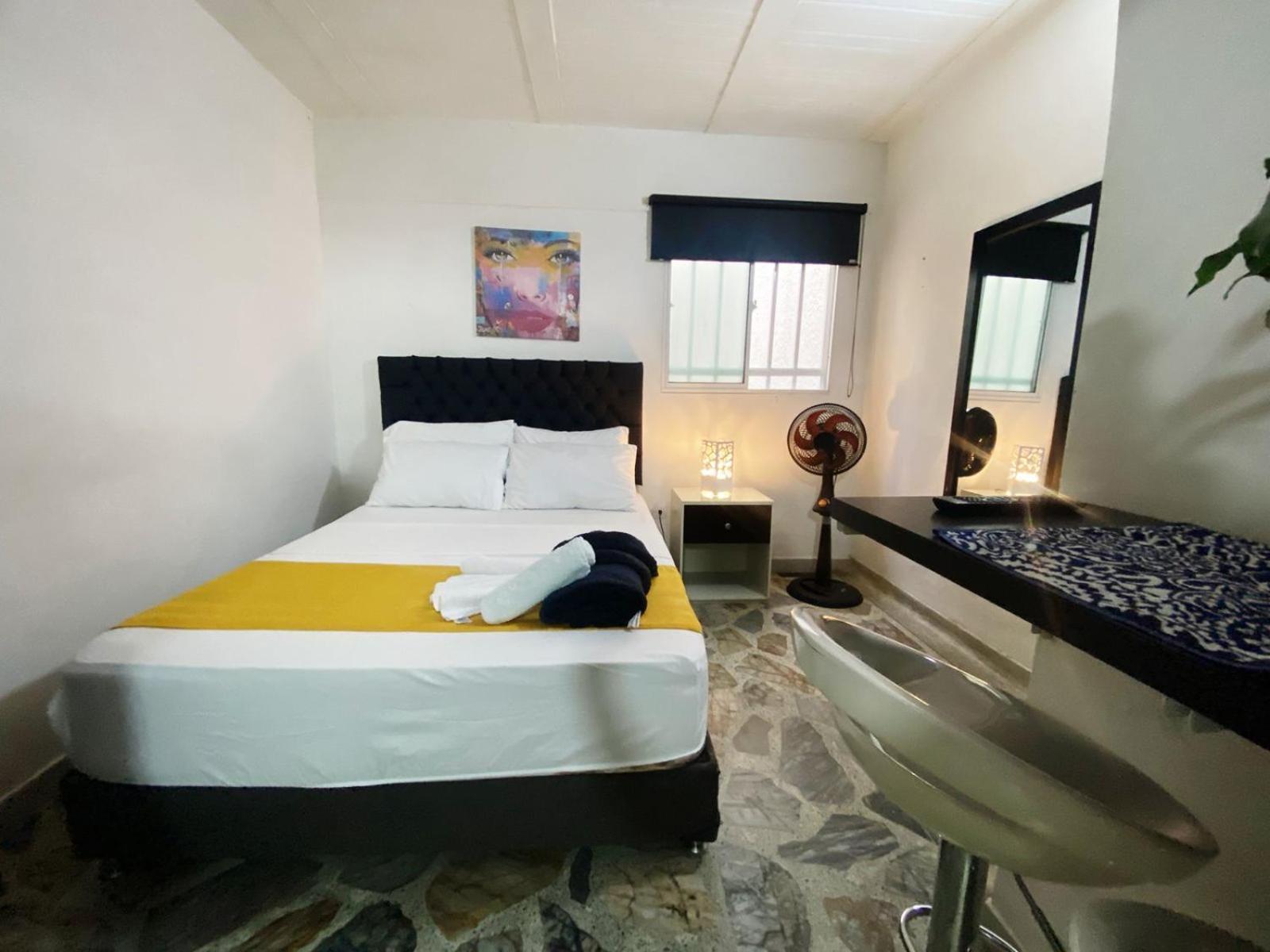 Aparta Rosales Apartahotel *