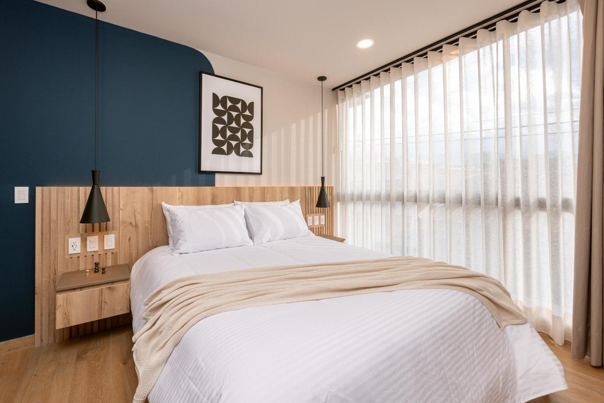 Stratasix Apartahotel Medellín