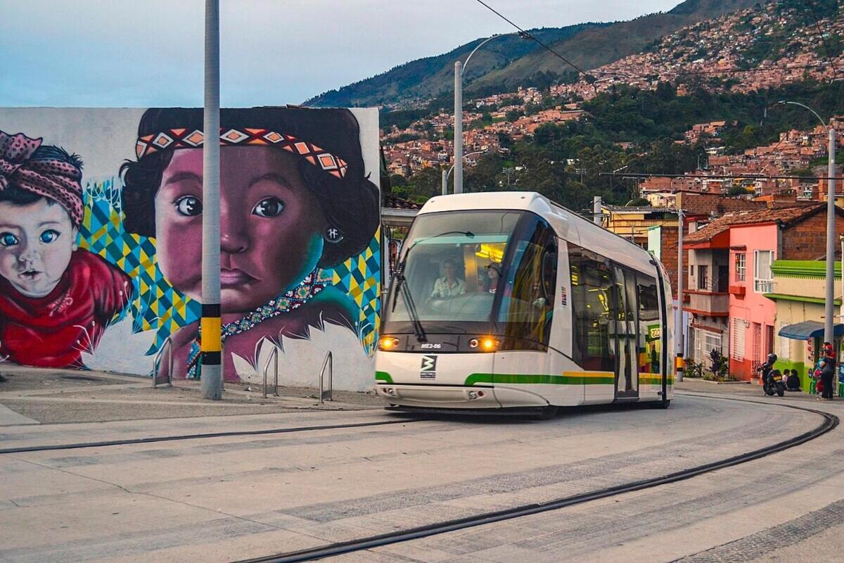 Acogedor Cerca Al Tranvia 201 Apartamento Medellín