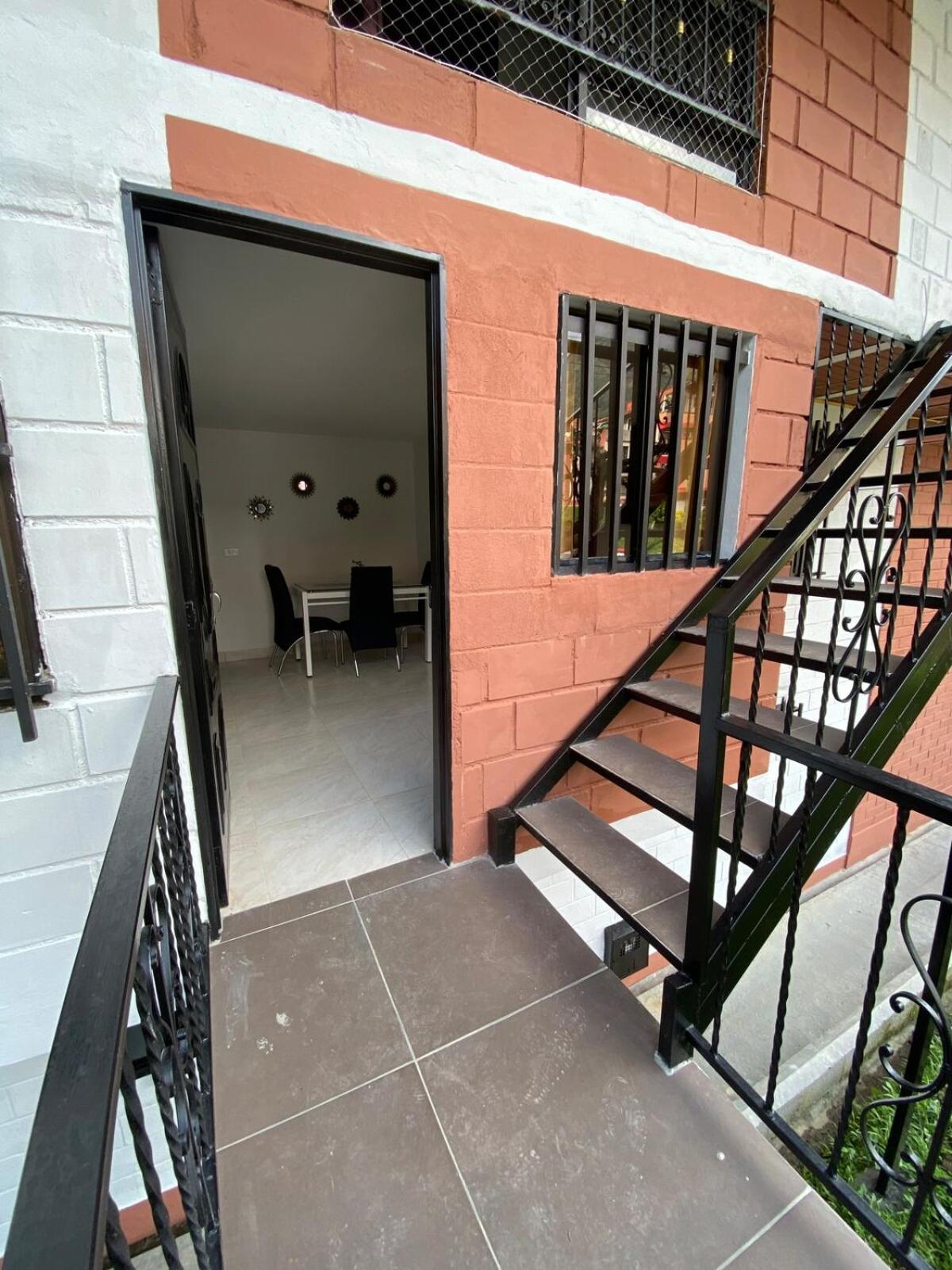 Acogedor Cerca Al Tranvia 201 Apartamento