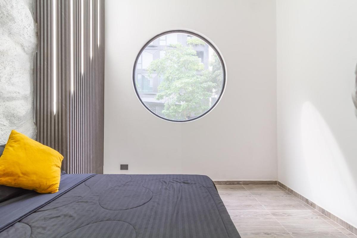 Apartamento 6 Bedroom With Jacuzzi 1 Block From Lleras P10 *