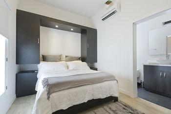 Oasis Suites Hotel