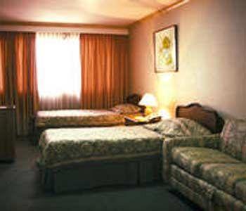 Ayenda 1235 Botero 3*