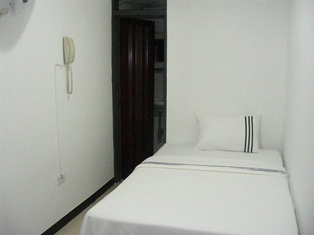 Internacional Hotel 3*