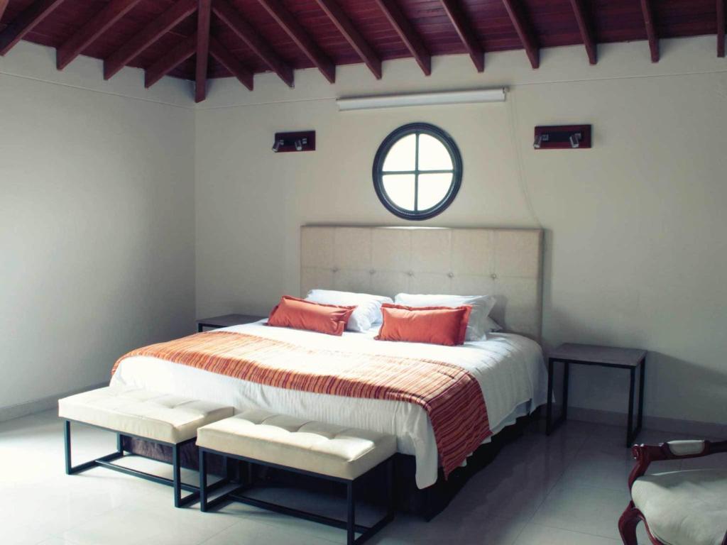 De Angeles Hotel 3*