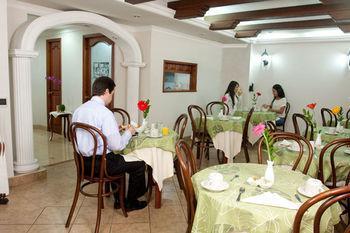 Lukas Hotel
