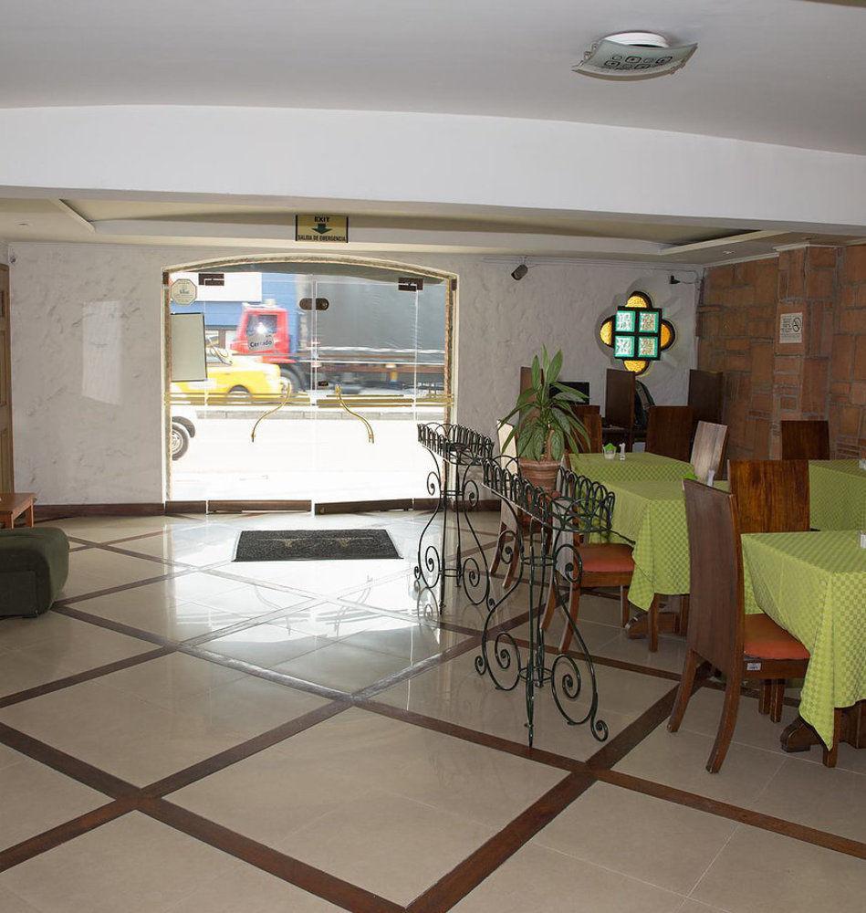 Ayenda 1223 Porton De La 10 Hotel Medellín