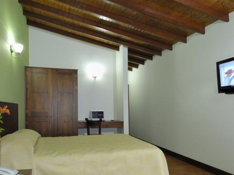 Hotel Portales Del Campestre