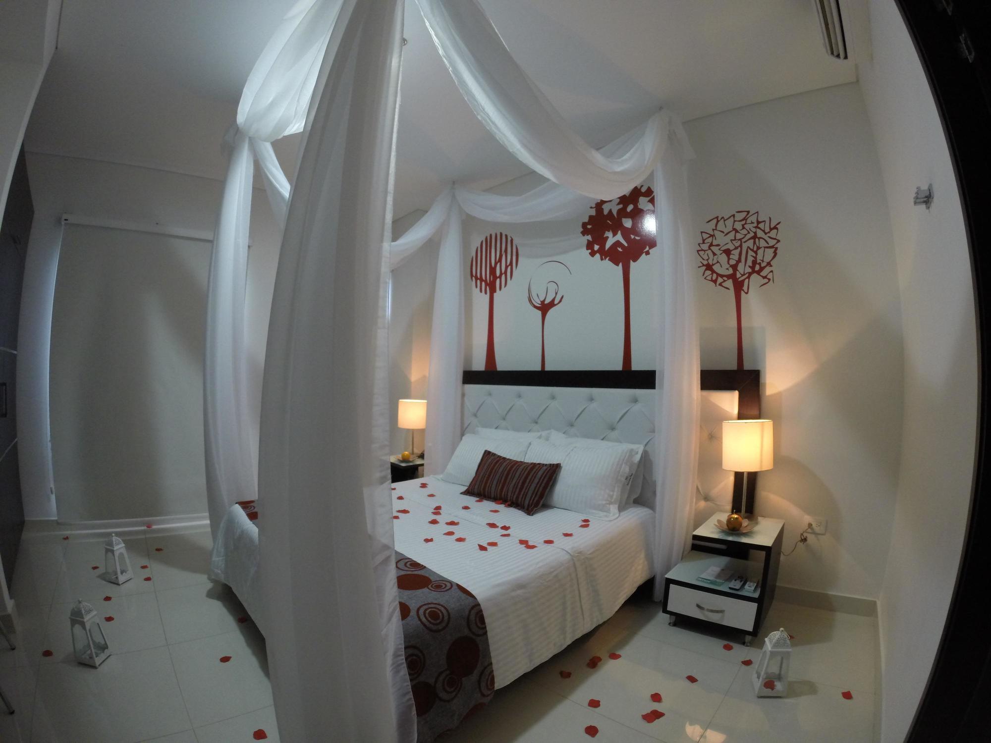 Hotel Bolivariana Plaza 4*