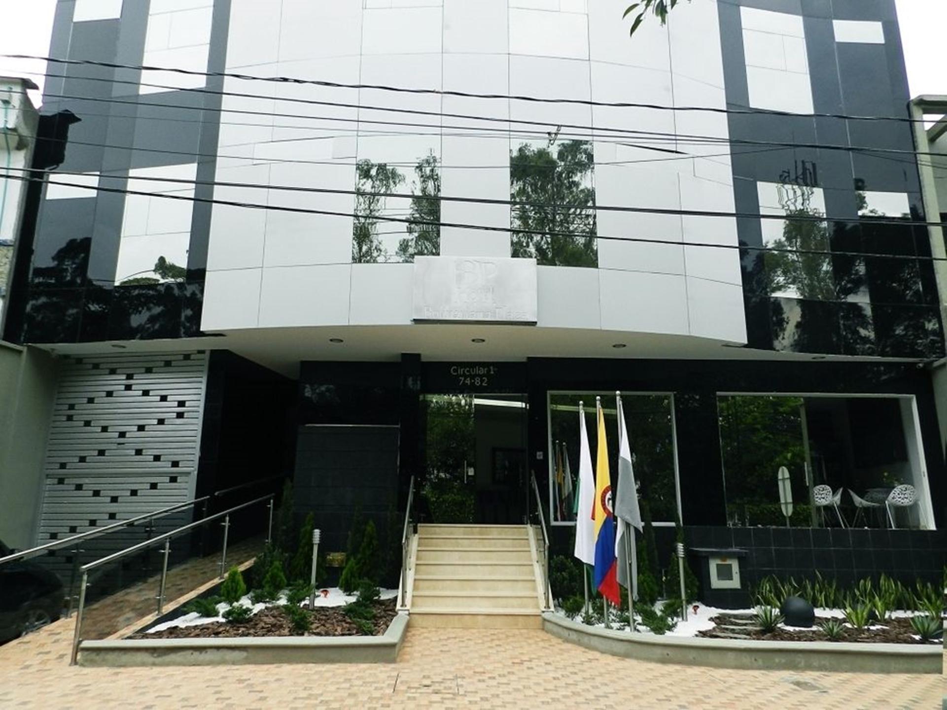 Bolivariana Plaza