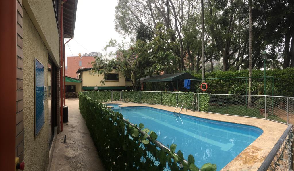 Pensión Pitstop Medellín
