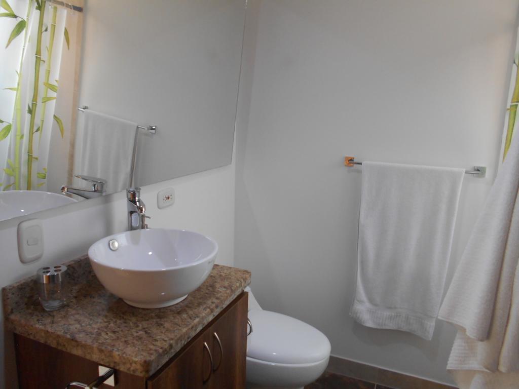 Apartasuites Av Medellín