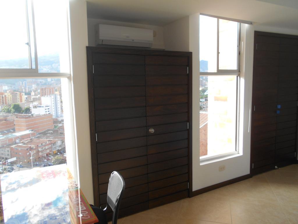 Apartamento Apartasuites Av *