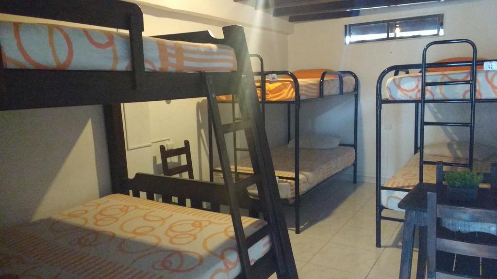 Hostal Waypoint *