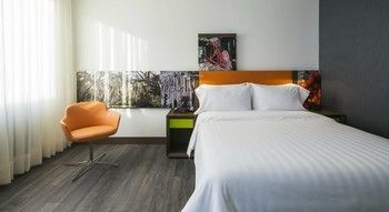 Hampton By Hilton Hotel Medellín