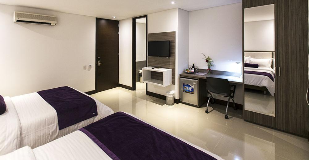 Hotel Loyds Medellin