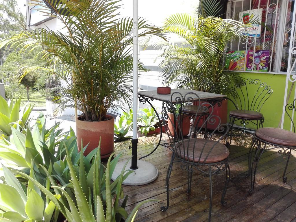 Spring Hostal