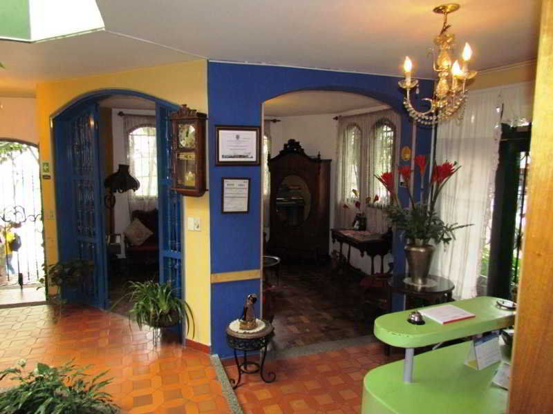 Ayenda Habana Vieja 1221