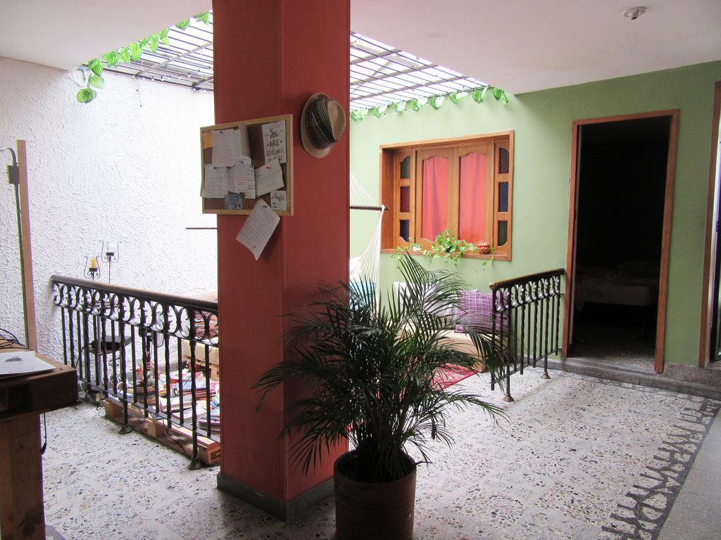 Albaka House Pensión Medellín
