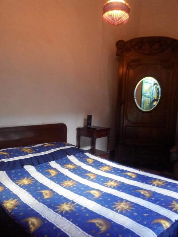 Casa De La Luna Habitación en casa particular Medellín