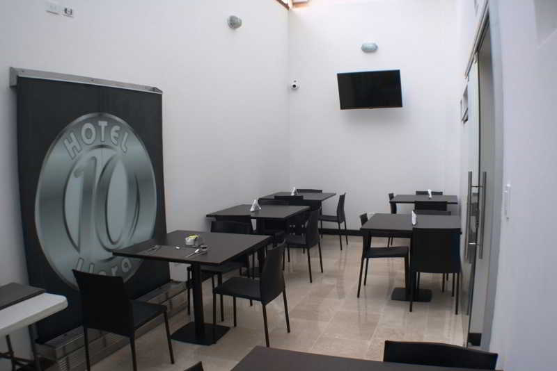 Hotel Lleras 10