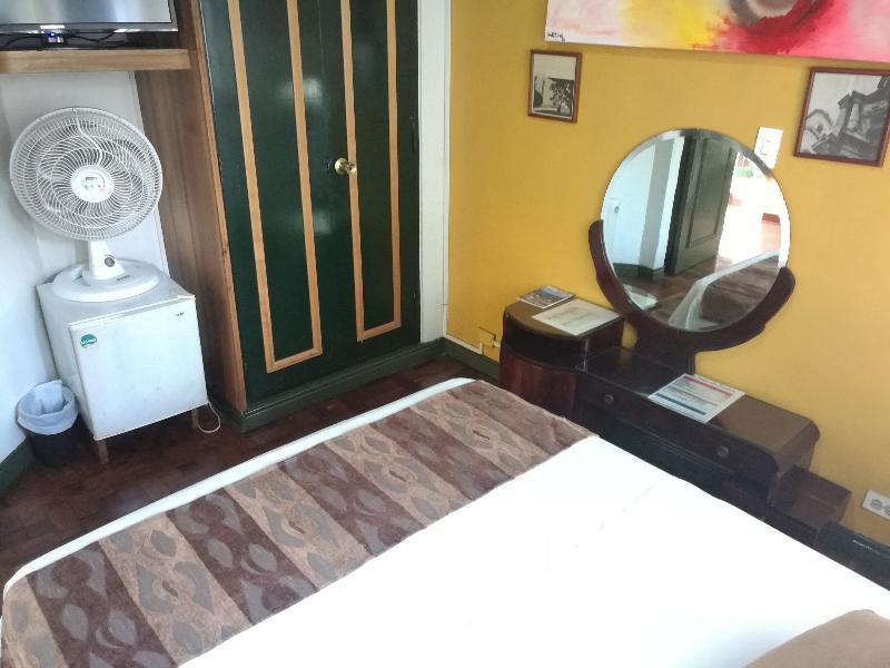 Ayenda Habana Vieja 1221 Medellín