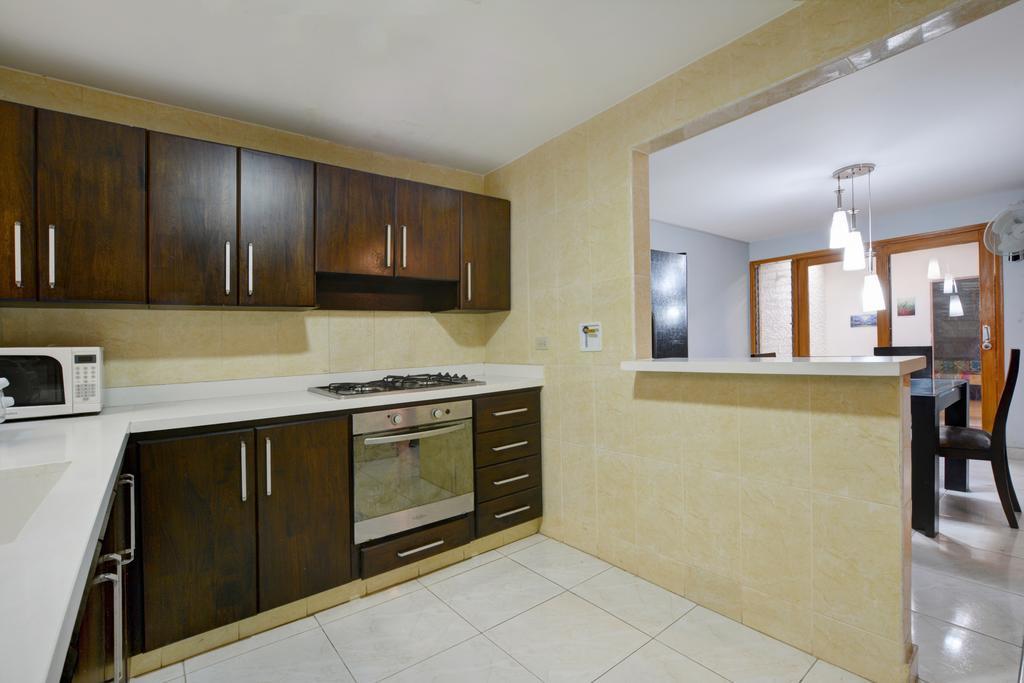 Casa Grande Grupos Siete Big House 7 Bedrooms Сasa de vacaciones Medellín