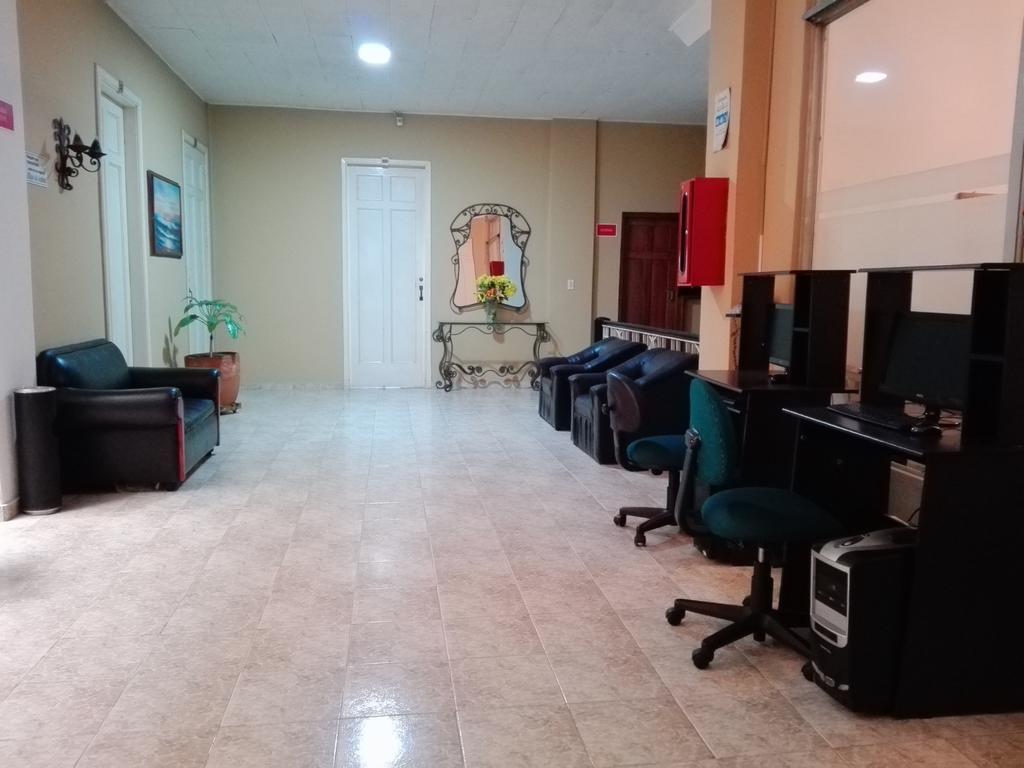 Calle Real Hotel 3*