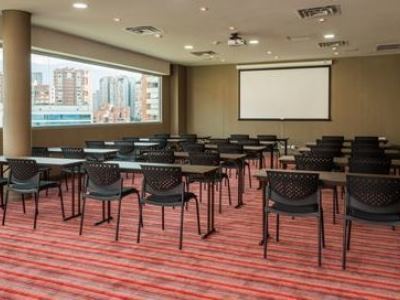 Hampton By Hilton