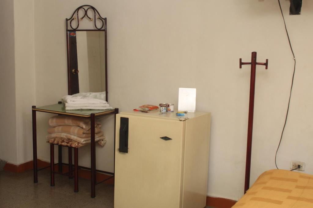 Hotel Manzanares 2*