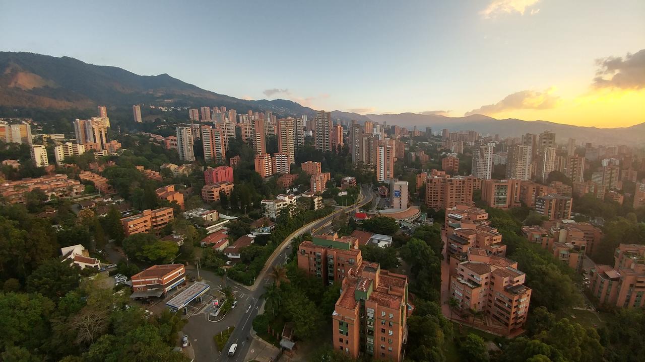 Energy Living Iconic 5 Star Close To Lleras