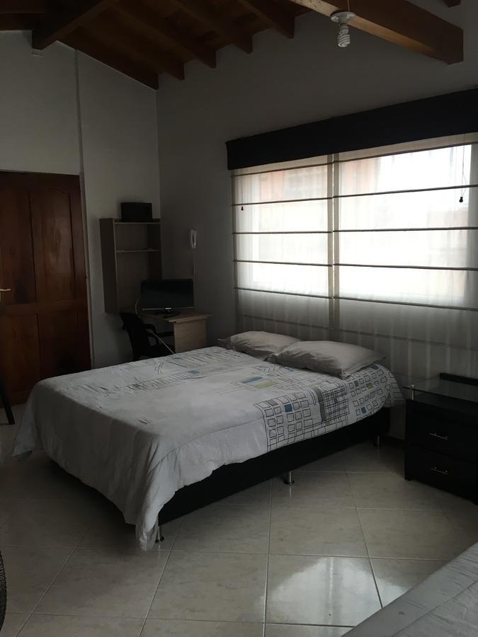 Apartahotel Apartaestudio La Floresta Medellín