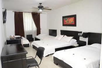 Plazuela San Ignacio Hotel 3*
