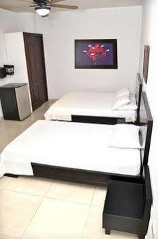 Plazuela San Ignacio 3* Medellin