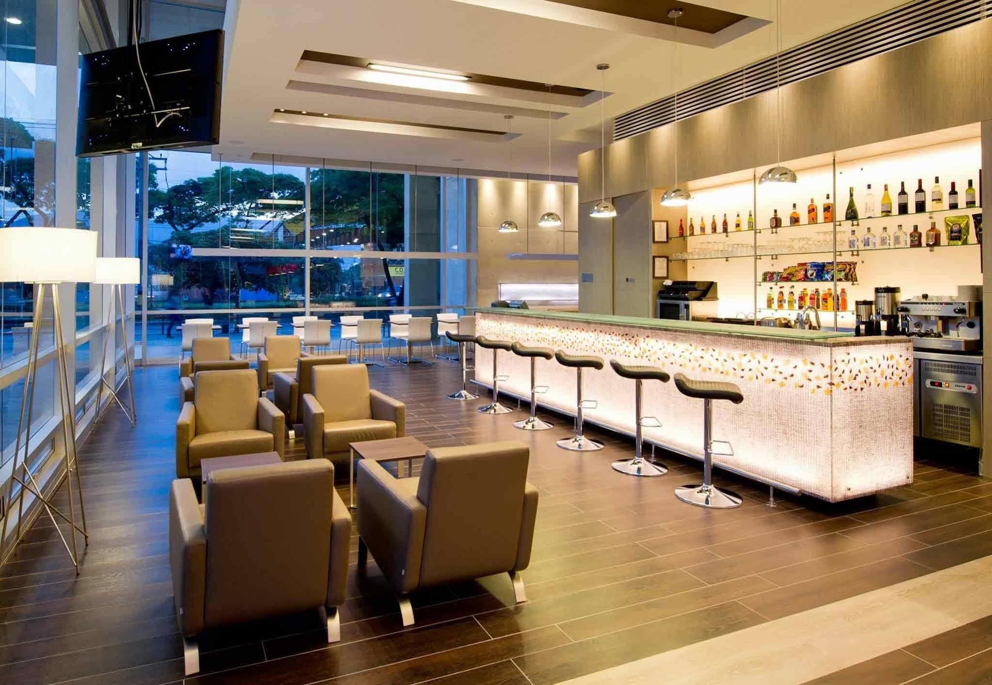 Ibis Hotel 3*