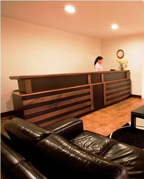 Portales Del Campestre 4*